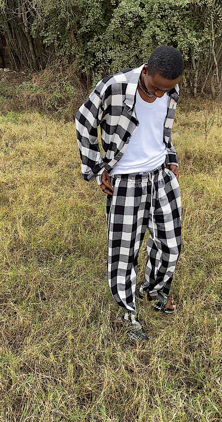 Men’s Monochrome Plaid Pants