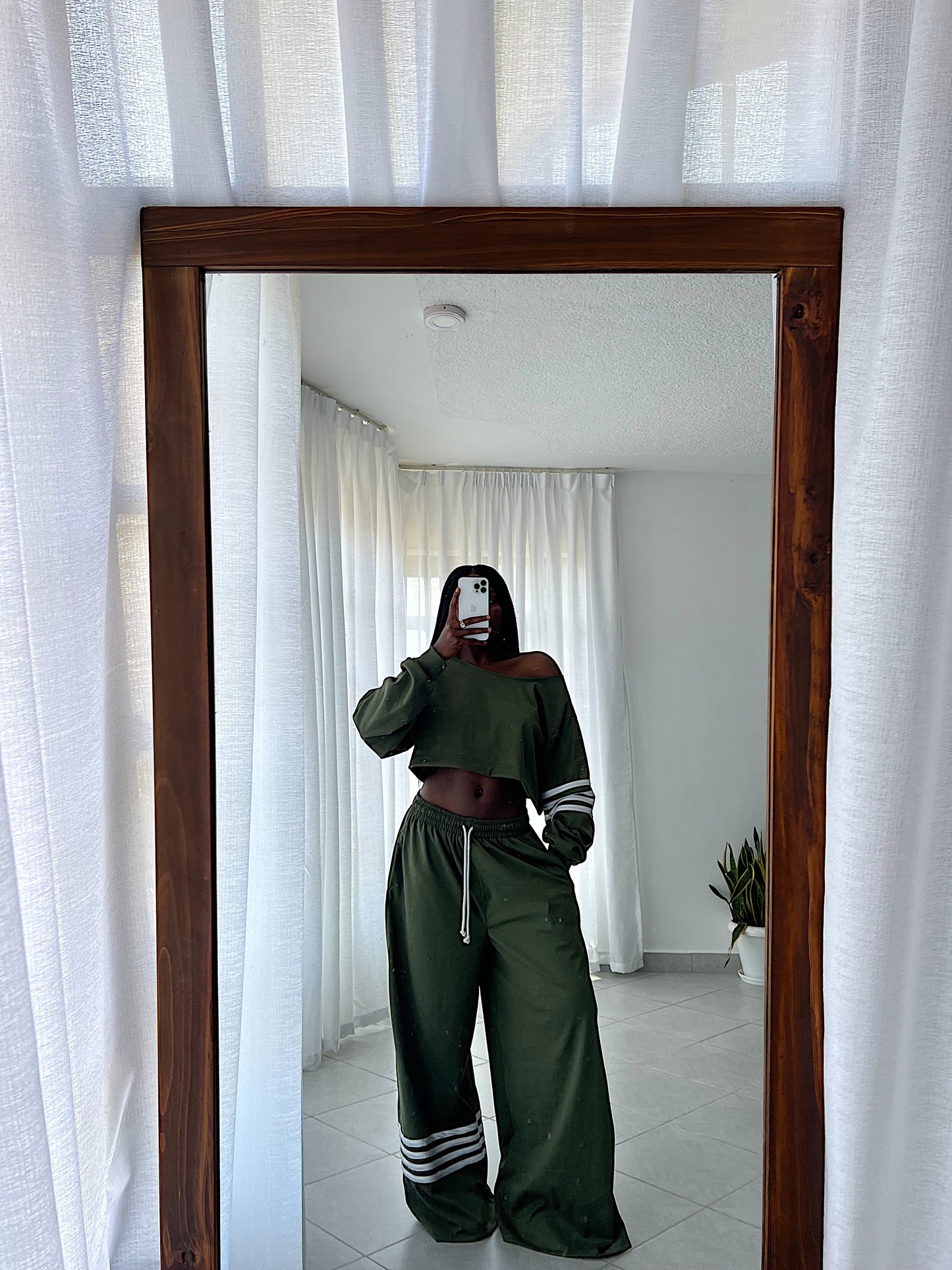 Olive Cropped Sweat Top
